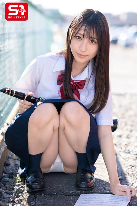 いつも練習熱心でパンチラ気付いてない！吹奏楽部の無防備なあの娘がたまらない！ 新木希空