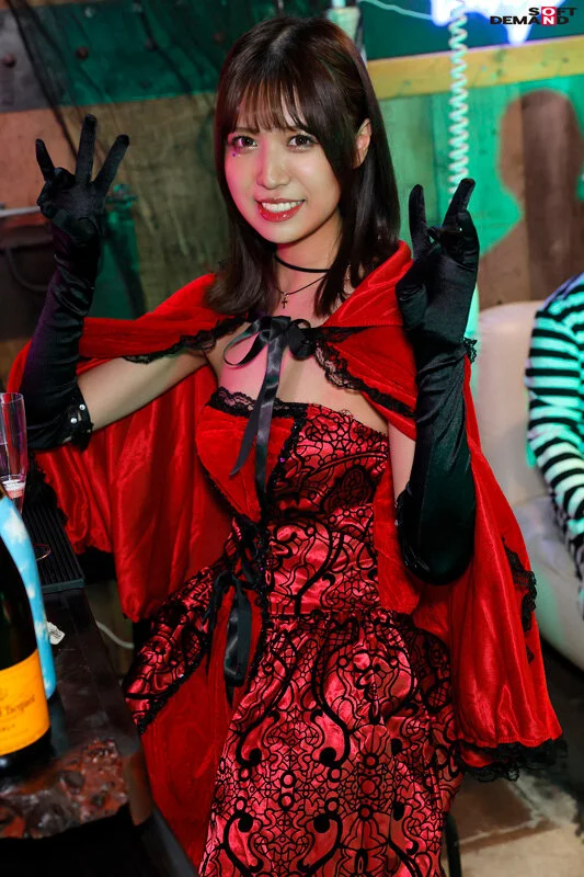 逆転マジックミラー号 おかげさまでパート10 渋谷ハロウィン編 「コスプレ女子たちのSEXをナマで見たくないですか？」大人数に見られているとは知らずに激イキ姿を大胆に披露！ シリーズ最多5名の素人娘が乗車しちゃいました！
